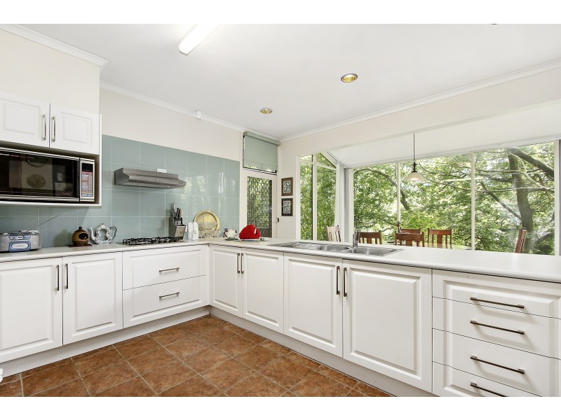 28 Station Road, Warburton VIC 3799