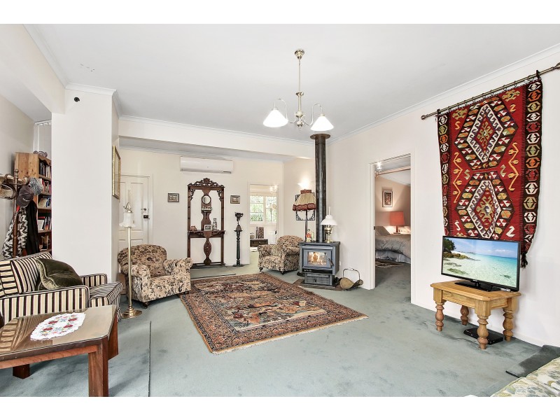 28 Station Road, Warburton VIC 3799