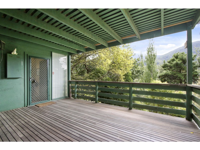 28 Station Road, Warburton VIC 3799