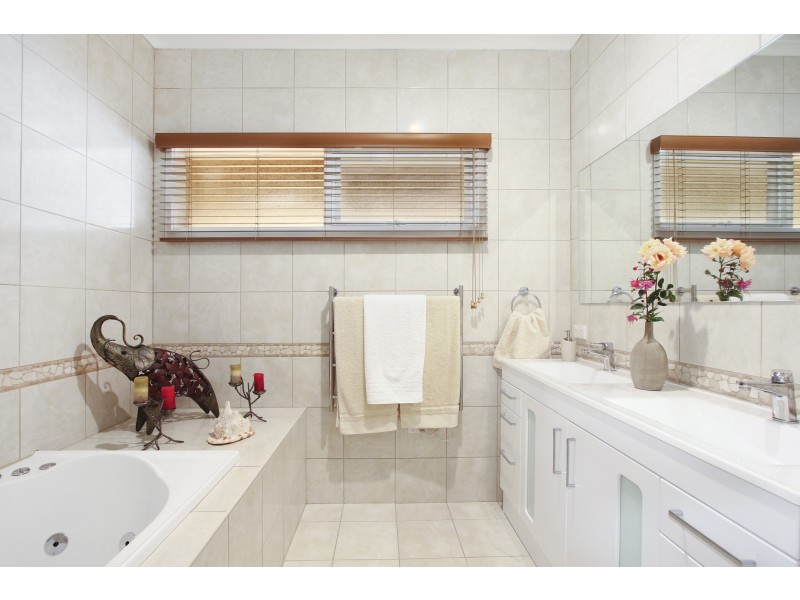 75 Sylvia Road, Hoddles Creek VIC 3139