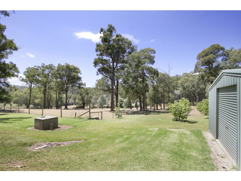 75 Sylvia Road, Hoddles Creek VIC 3139