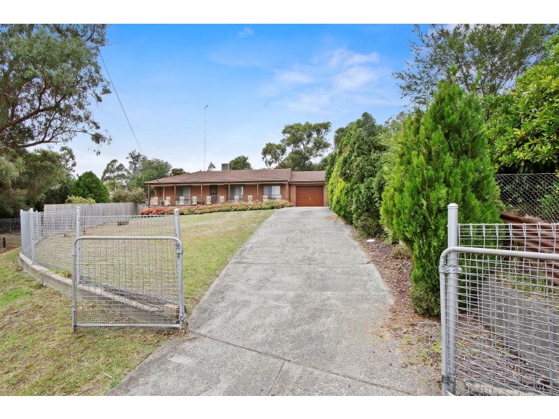 7 Motel Court, Launching Place VIC 3139