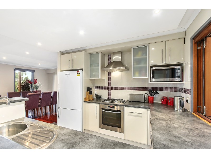 14 Raleigh Street, Seville VIC 3139