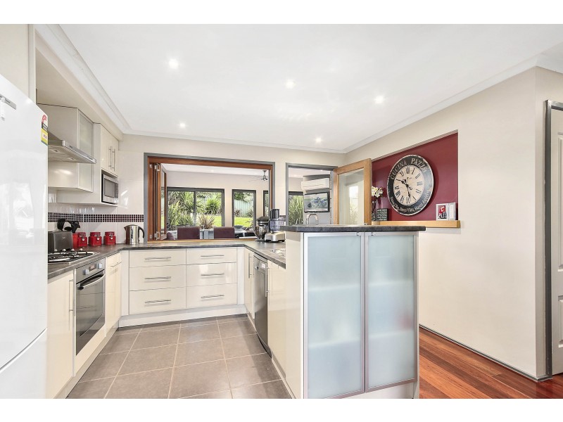 14 Raleigh Street, Seville VIC 3139