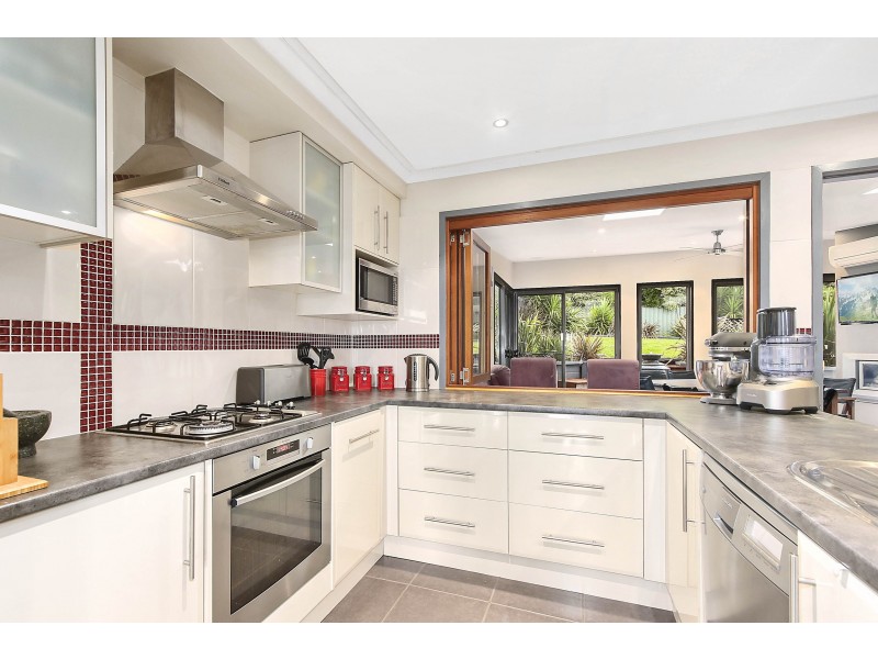 14 Raleigh Street, Seville VIC 3139