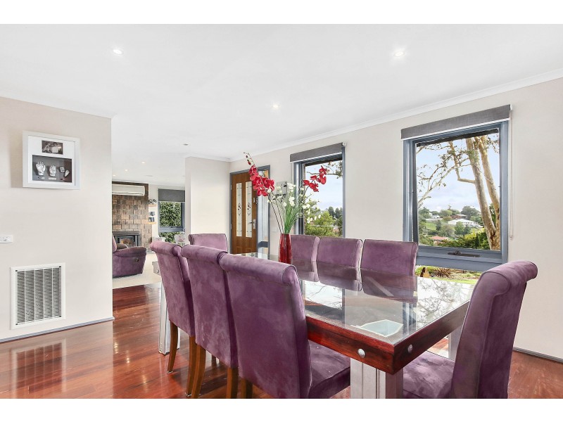 14 Raleigh Street, Seville VIC 3139