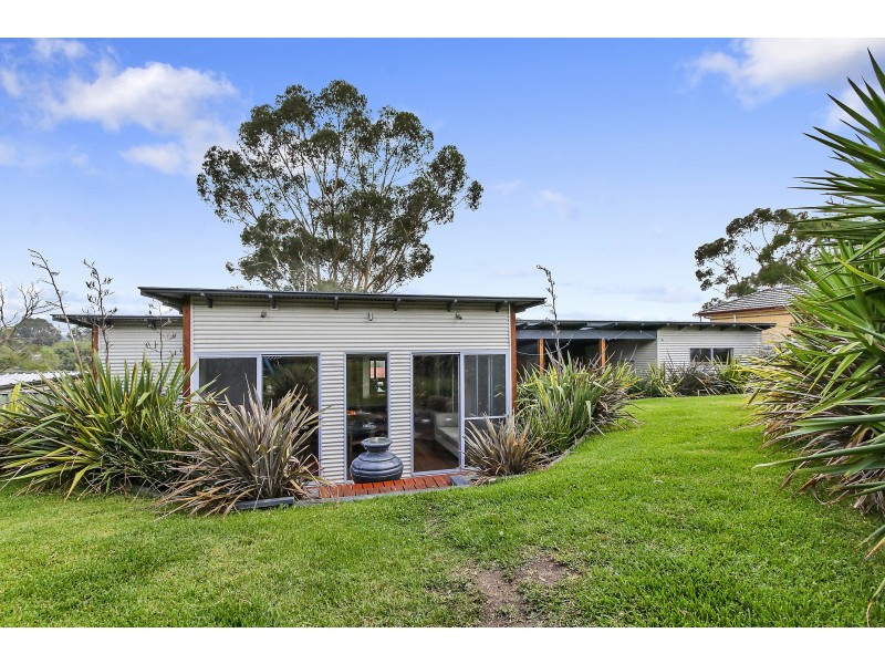 14 Raleigh Street, Seville VIC 3139