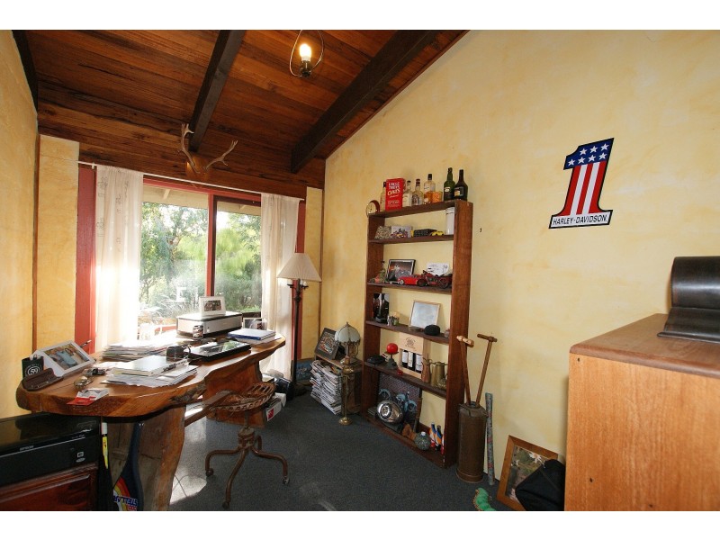 11 Hilltop Rise, Launching Place VIC 3139