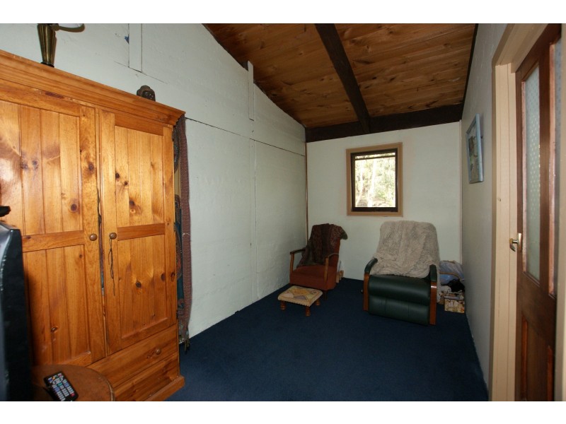 11 Hilltop Rise, Launching Place VIC 3139