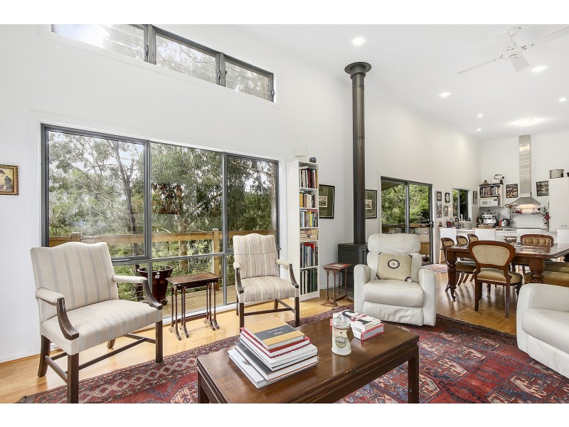 28 Lithgow Avenue, Warburton VIC 3799