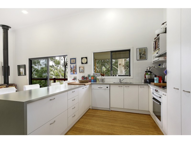 28 Lithgow Avenue, Warburton VIC 3799