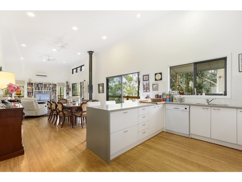 28 Lithgow Avenue, Warburton VIC 3799