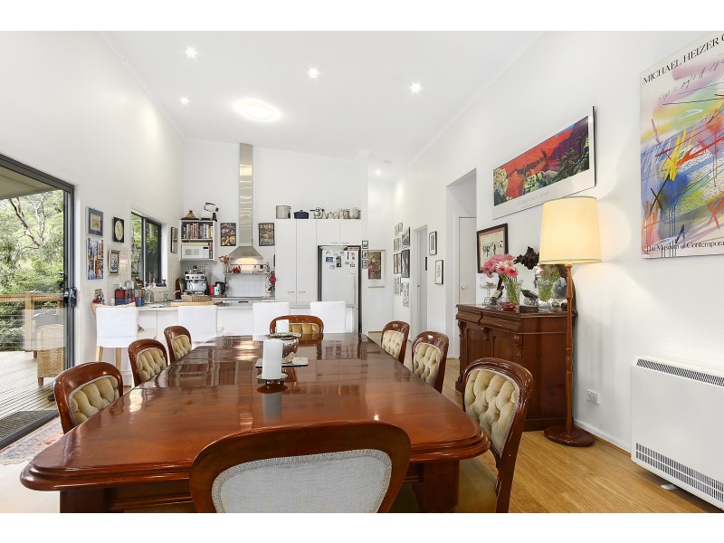 28 Lithgow Avenue, Warburton VIC 3799