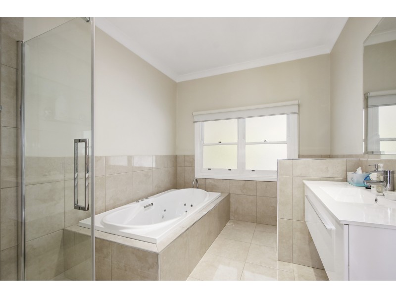 13 Douglas Parade, Yarra Junction VIC 3797