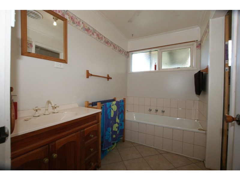 46 Shirley Crescent, Woori Yallock VIC 3139