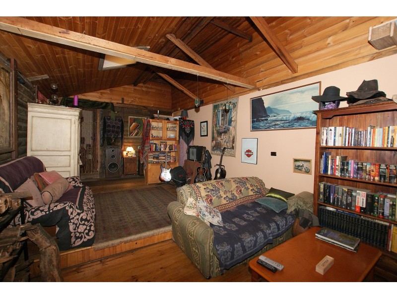 30 Forest Road, Wesburn VIC 3799