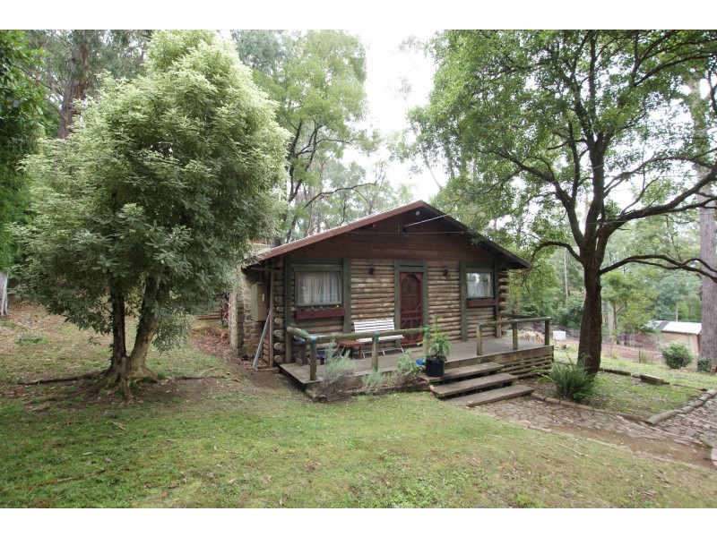 30 Forest Road, Wesburn VIC 3799