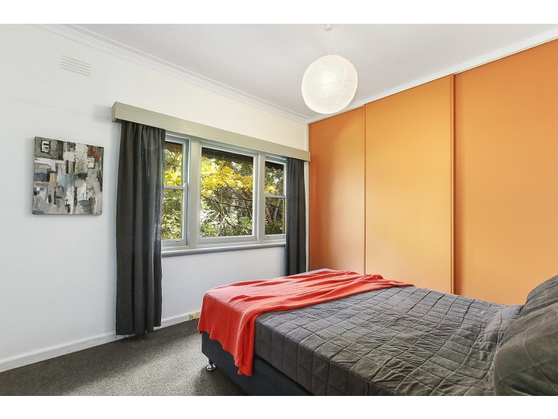 1 Lincoln Road, Warburton VIC 3799