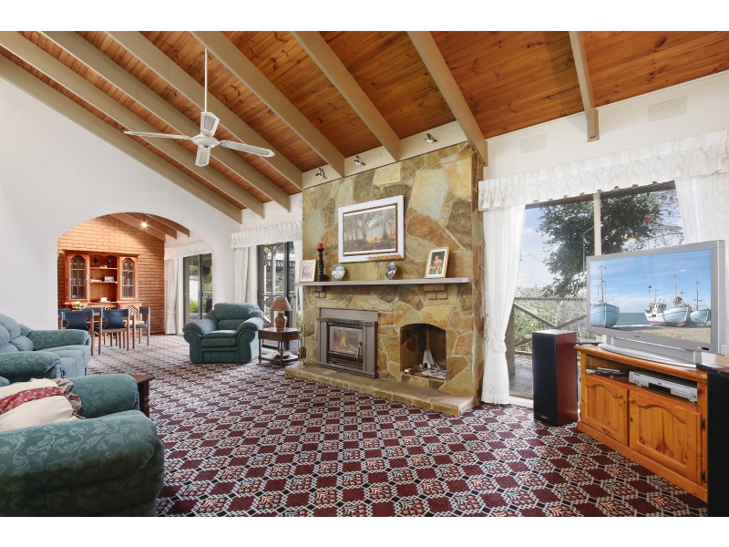 25 Glenara Road, Hoddles Creek VIC 3139