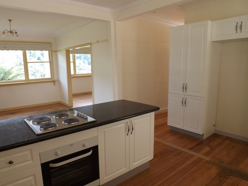 9 Richards Road, Warburton VIC 3799