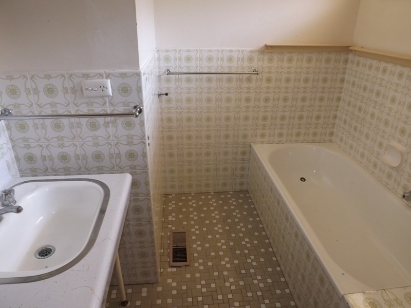 9a Anderson Avenue, Warburton VIC 3799