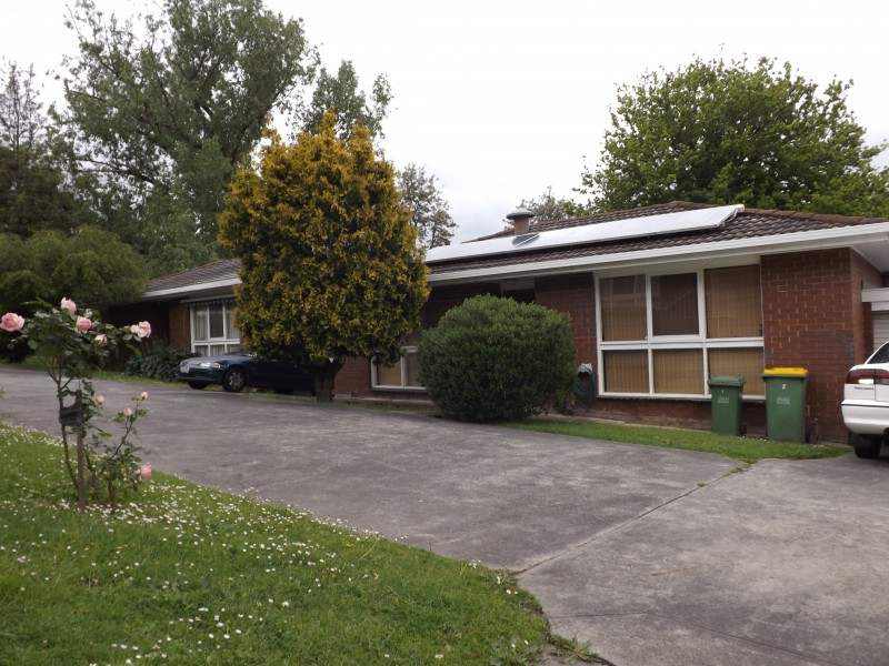 2/3 Blannin Street, Healesville VIC 3777