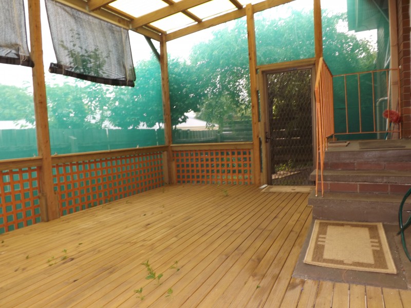 2/3 Blannin Street, Healesville VIC 3777