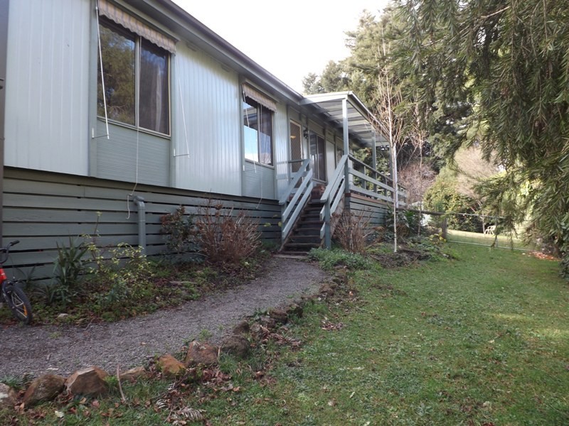 55 Surrey Road, Warburton VIC 3799