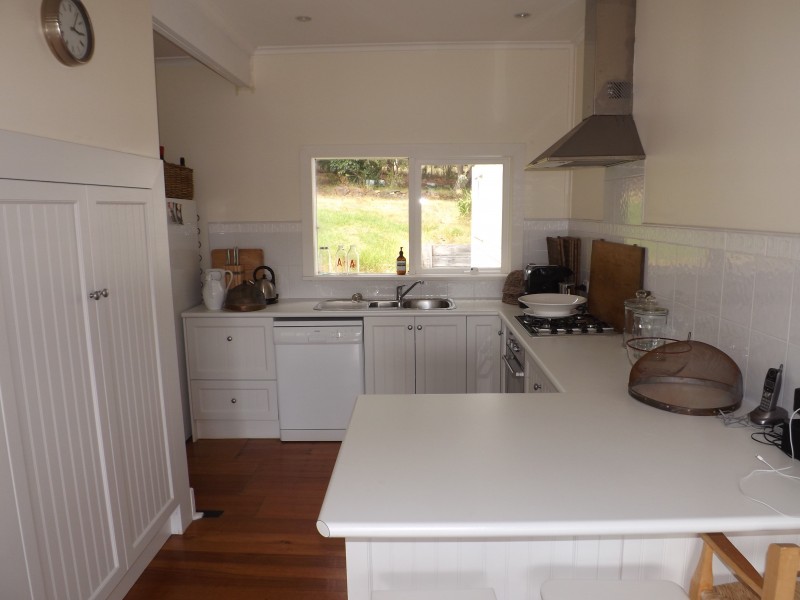 65* Gardenhill Road, Launching Place VIC 3139