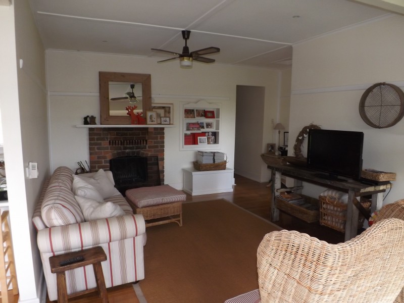 65* Gardenhill Road, Launching Place VIC 3139