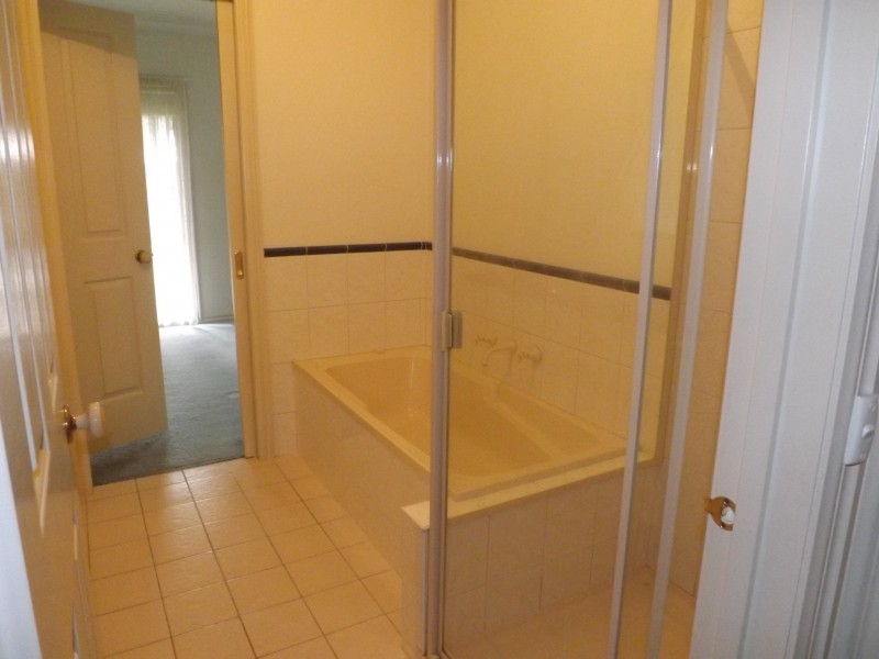 2/9 Queen Road, Lilydale VIC 3140