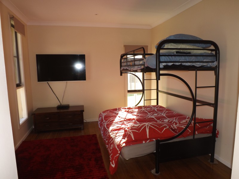 6 Balmoral Avenue, Wesburn VIC 3799