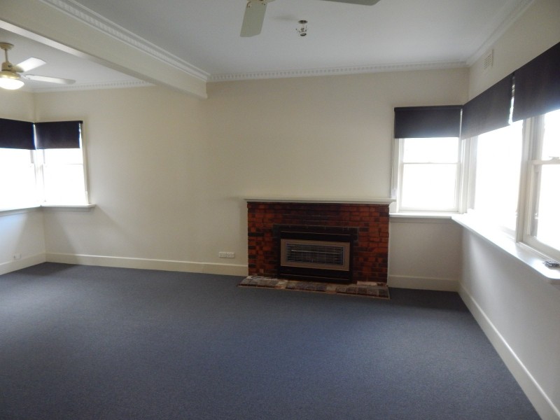 19 Monbulk-Seville Road, Seville VIC 3139