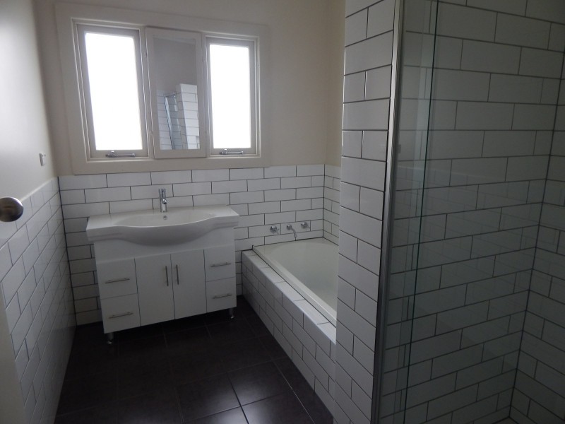 19 Monbulk-Seville Road, Seville VIC 3139