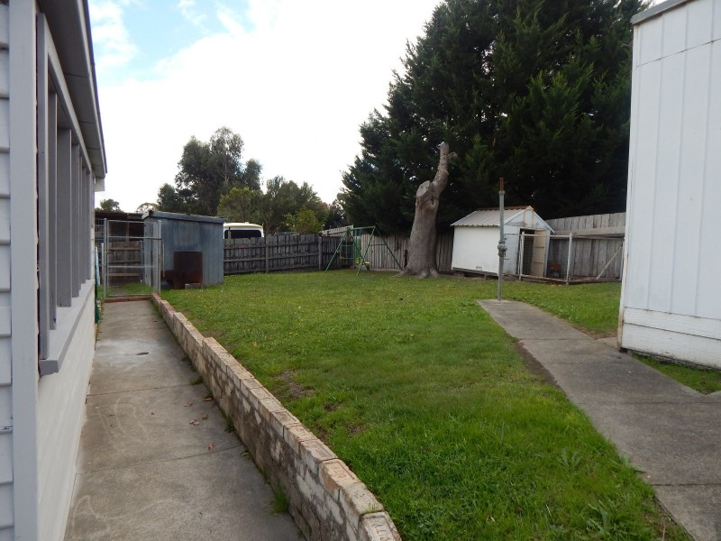 19 Monbulk-Seville Road, Seville VIC 3139