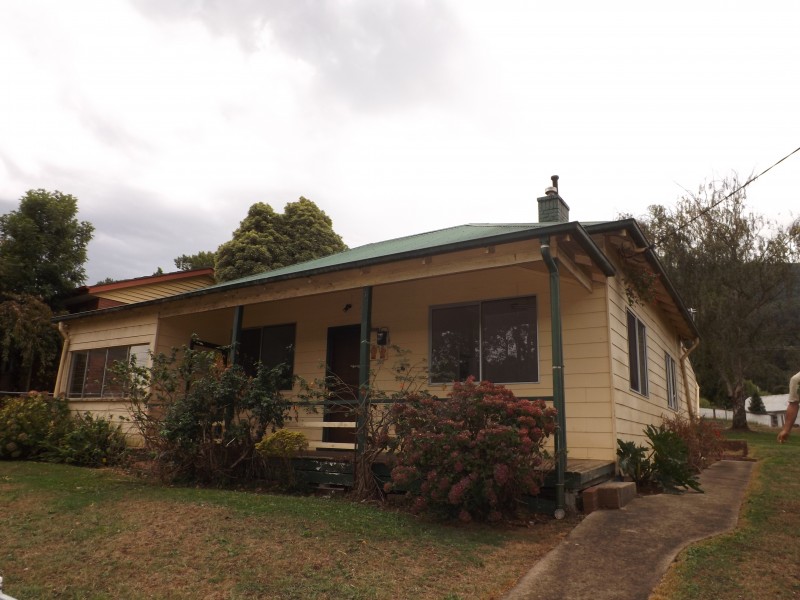 3 Salisbury Avenue, Warburton VIC 3799