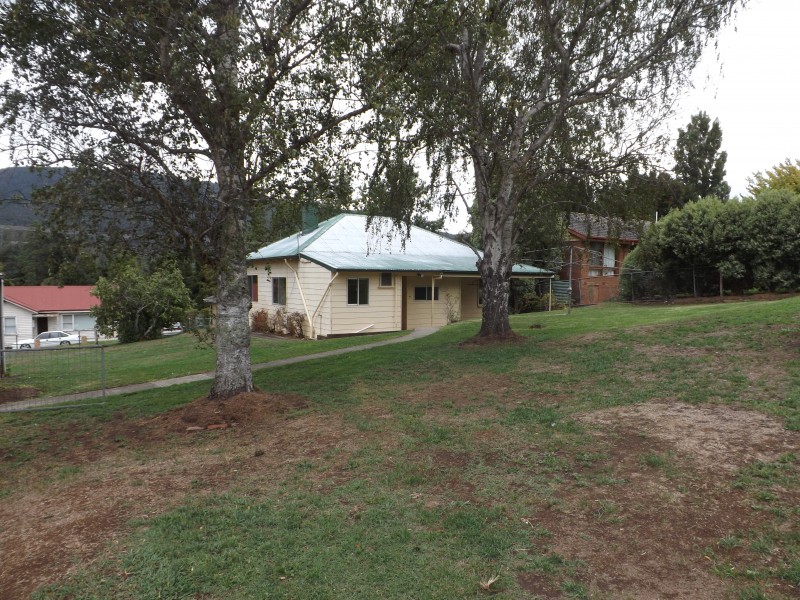 3 Salisbury Avenue, Warburton VIC 3799