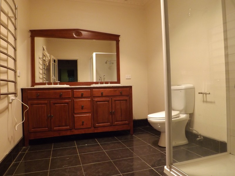 42 Dammans Road, Warburton VIC 3799