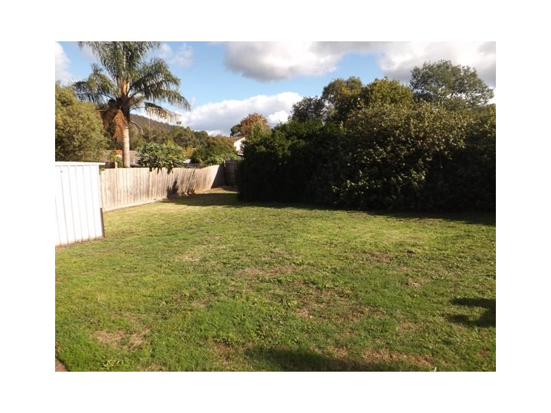 1 Pierre Court, Millgrove VIC 3799
