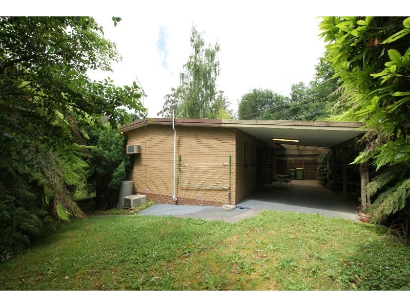 1 Marlino Avenue, Warburton VIC 3799