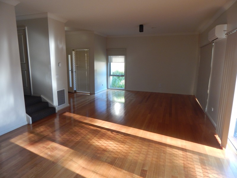 Unit  2/1 Crescent Road, Yarra Junction VIC 3797