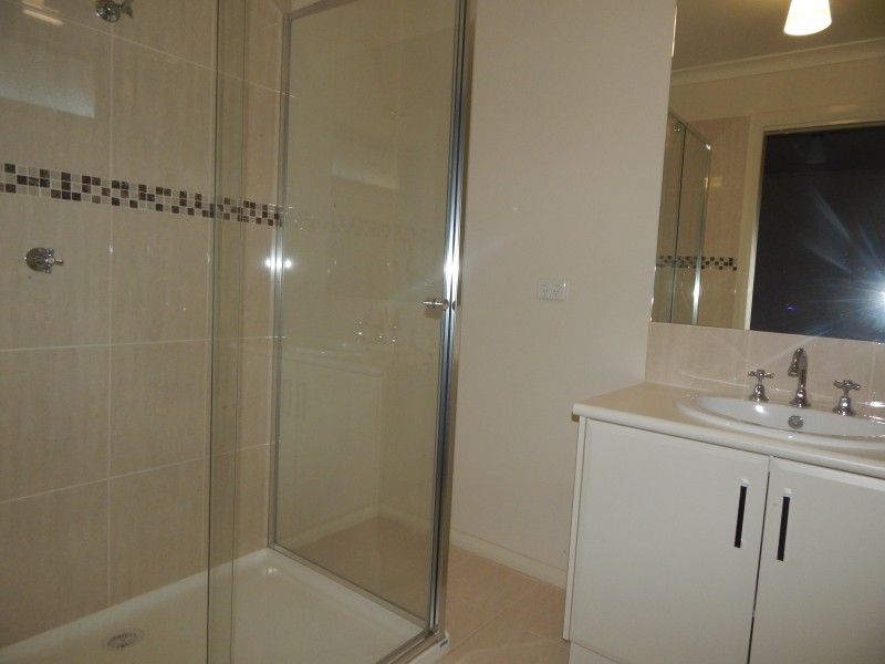 Unit  2/1 Crescent Road, Yarra Junction VIC 3797