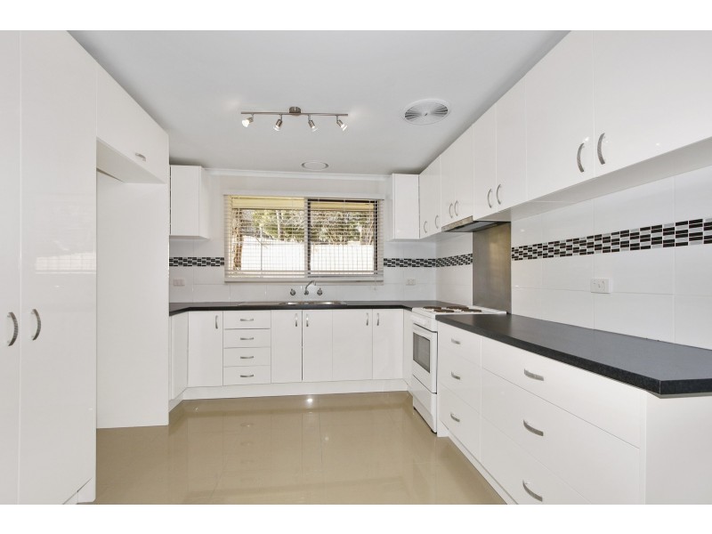 1/9 Elamo Road, Healesville VIC 3777