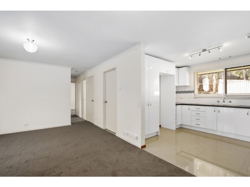 1/9 Elamo Road, Healesville VIC 3777