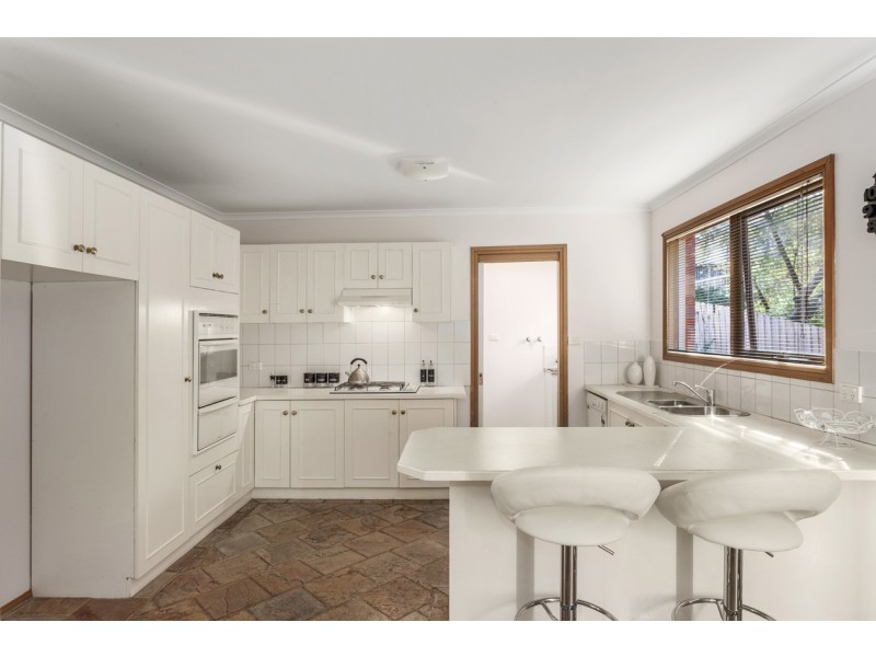 8/370 Church Road, Templestowe VIC 3106