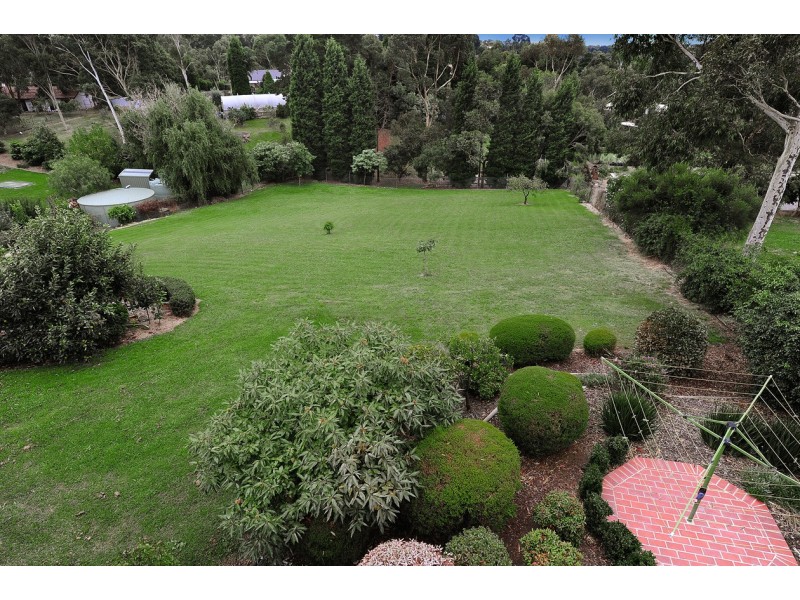 9 Anglemere Crescent, Donvale VIC 3111