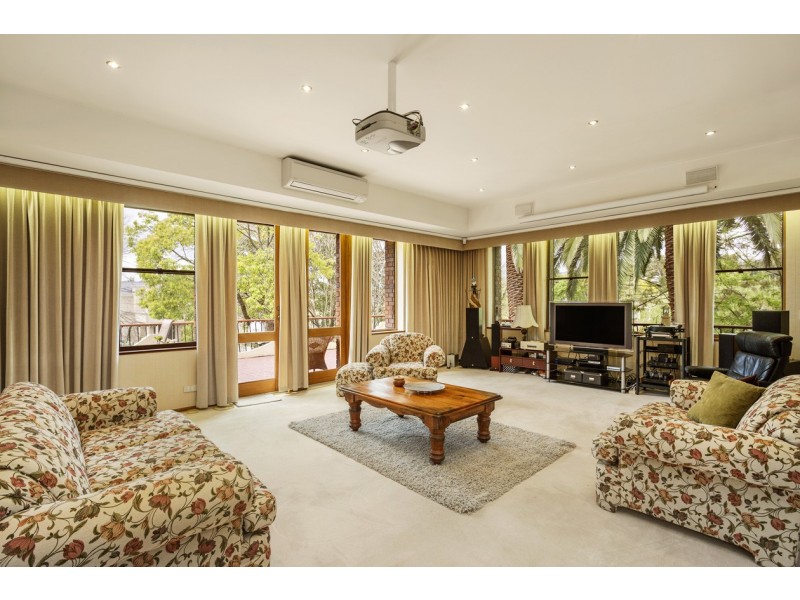 2 Robhill Rise, Templestowe VIC 3106
