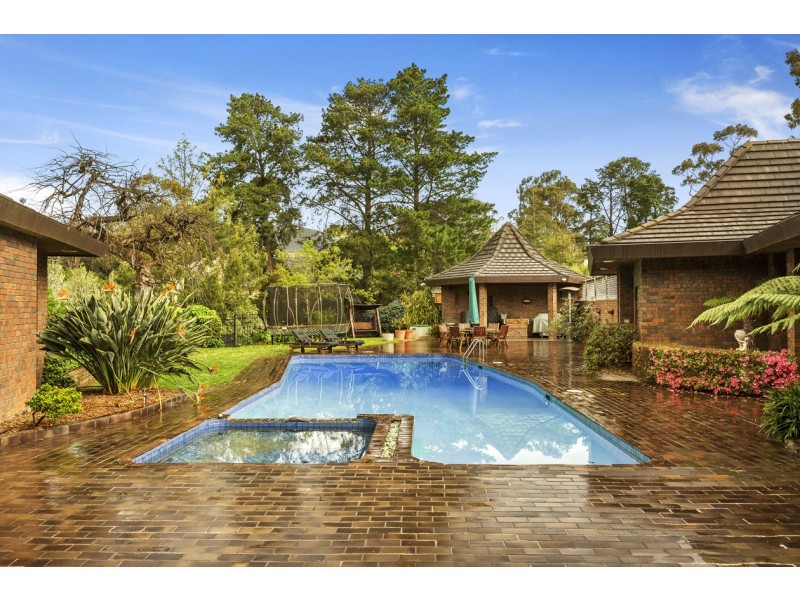 2 Robhill Rise, Templestowe VIC 3106