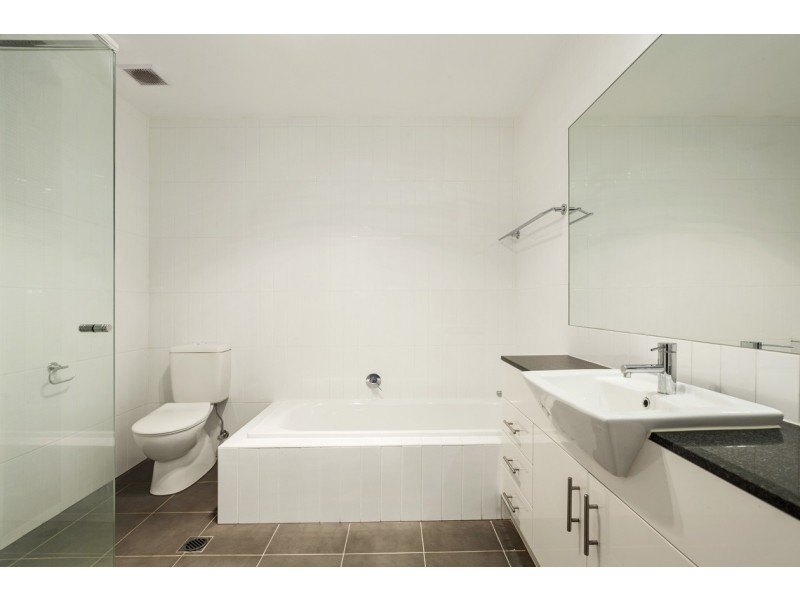 5/107 Whittens Lane, Doncaster VIC 3108