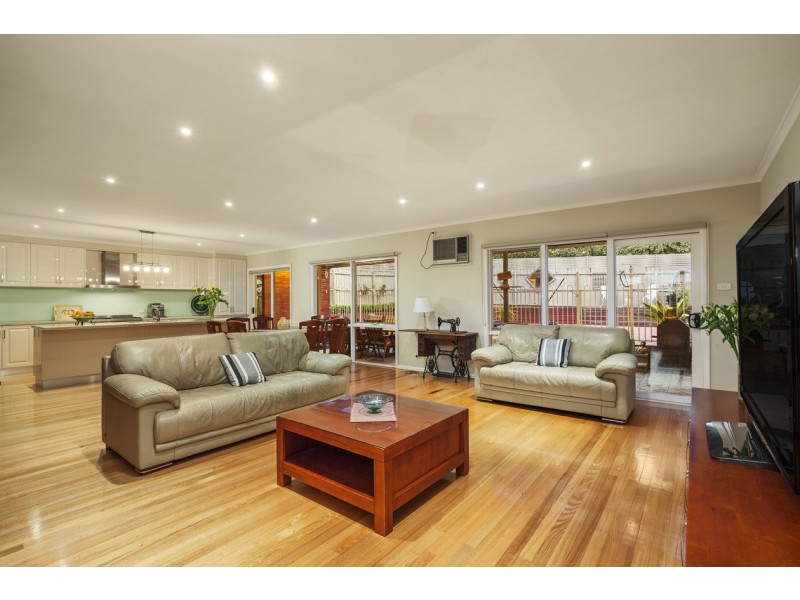 52 Tracey Street, Doncaster East VIC 3109